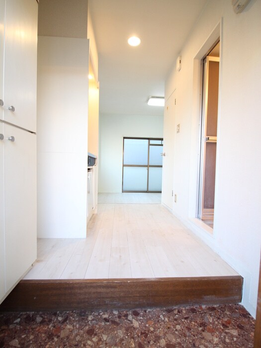 物件内観写真19　(廊下)