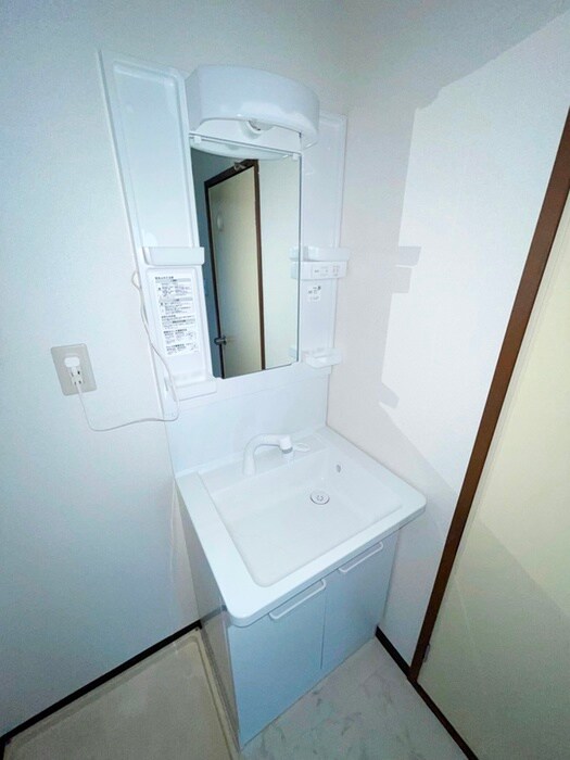 物件内観写真10　(洗面)