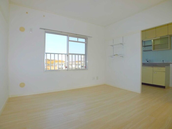 物件内観写真7　(居室)