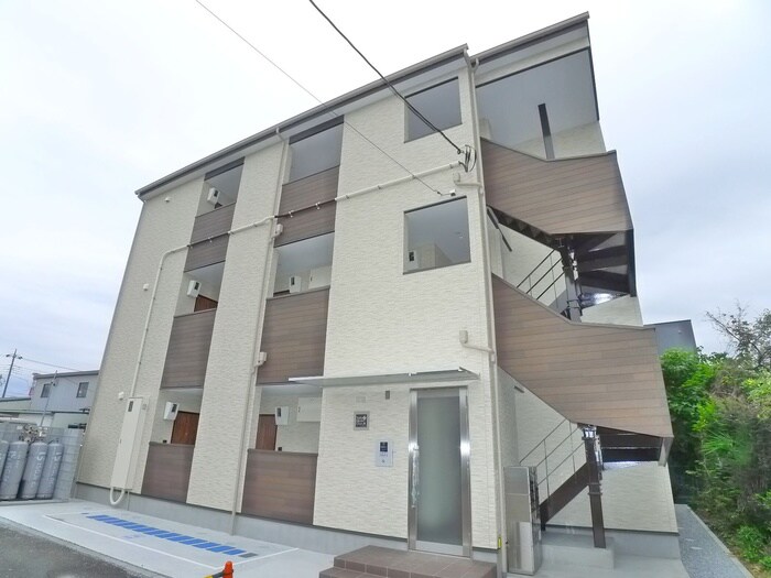 物件外観写真1　(外観写真)