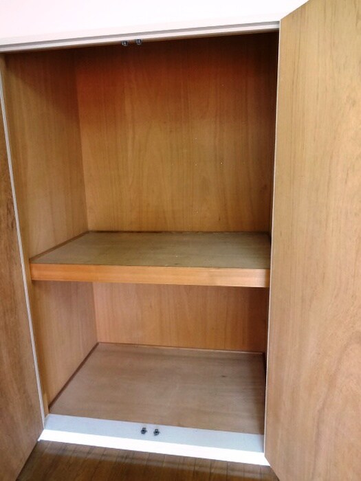 物件内観写真10　(収納)