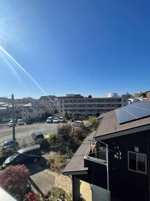 物件内観写真16　(室内からの展望)