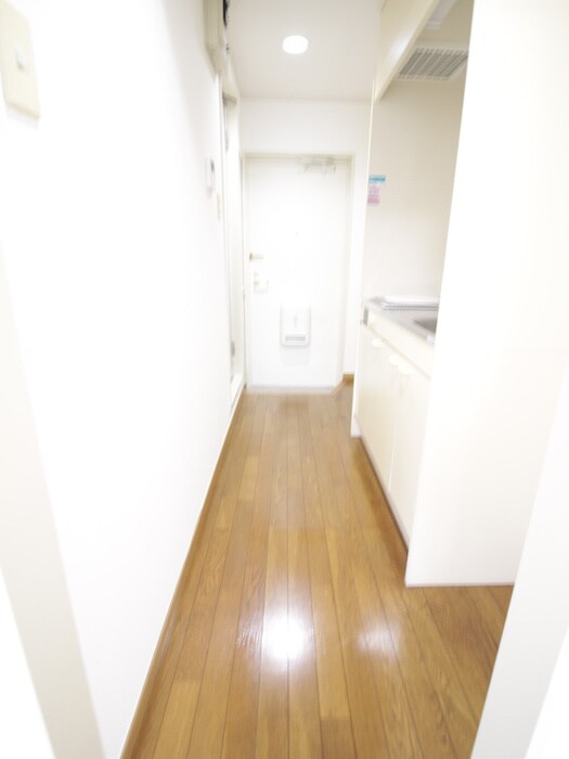 物件内観写真17　(廊下)