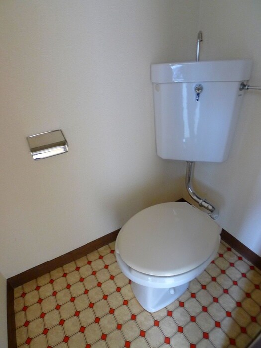 物件内観写真16　(トイレ)