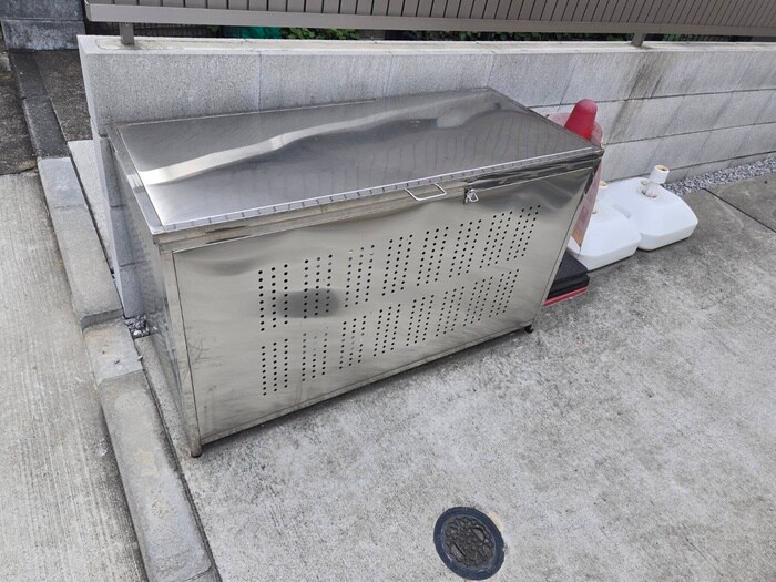 物件外観写真4　(建物設備)