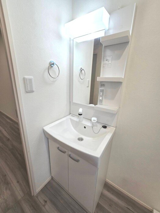 物件内観写真11　(洗面)