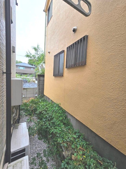 物件内観写真19　(室内からの展望)