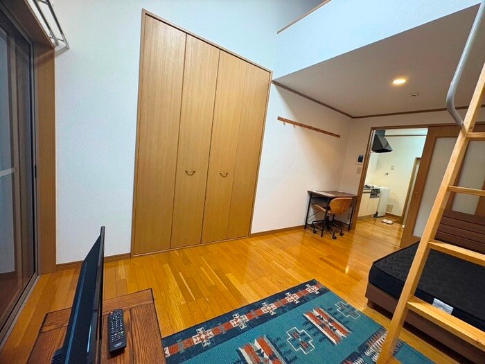 物件内観写真8　(居室)