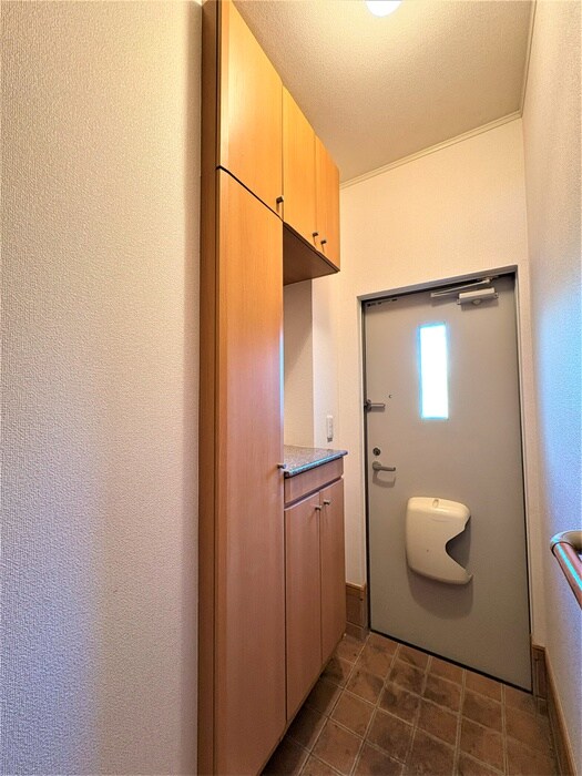 物件内観写真18　(靴箱)