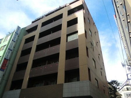 スカイコート神田壱番館(303)外観写真