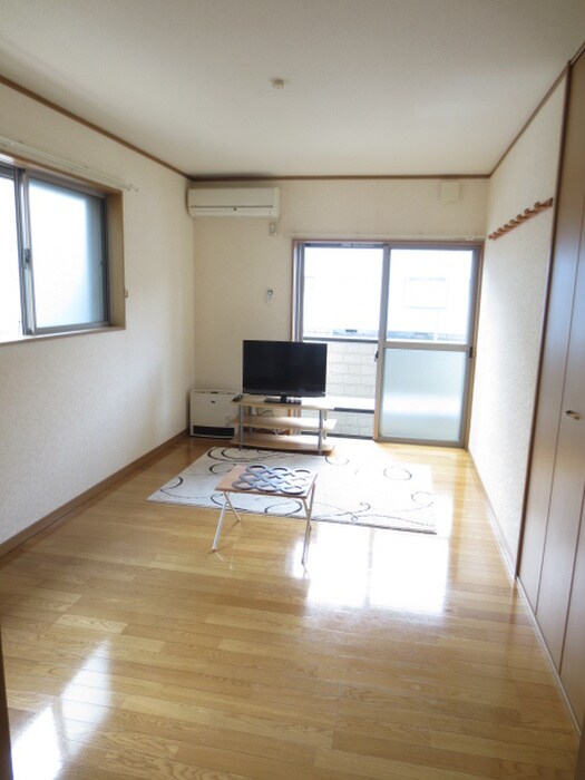 物件内観写真7　(居室)