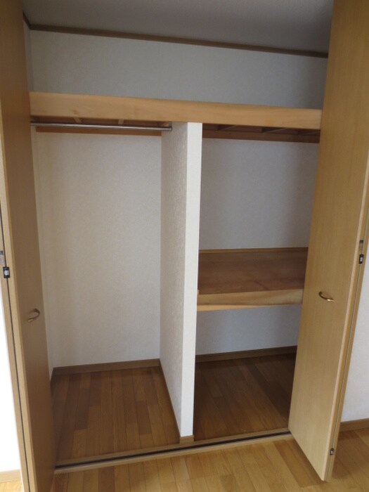 物件内観写真15　(収納)