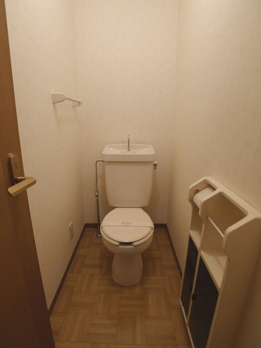 物件内観写真13　(トイレ)