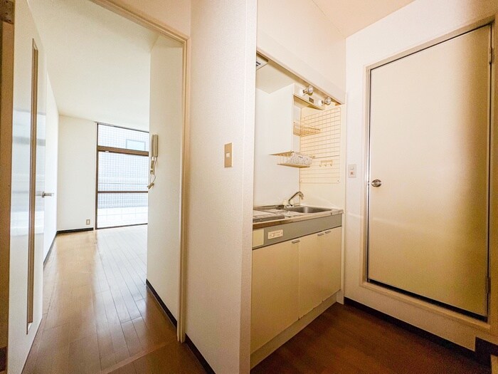 物件内観写真9　(居室)