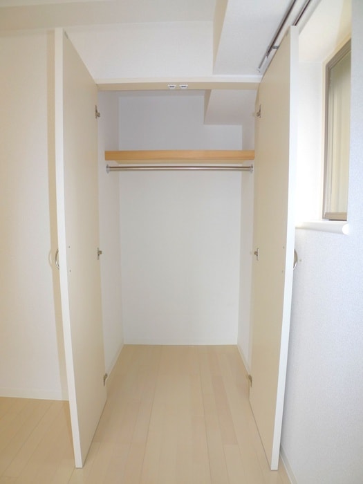 物件内観写真11　(収納)