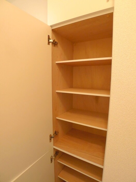 物件内観写真15　(靴箱)
