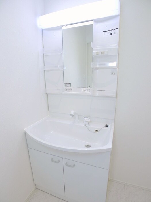 物件内観写真11　(収納)