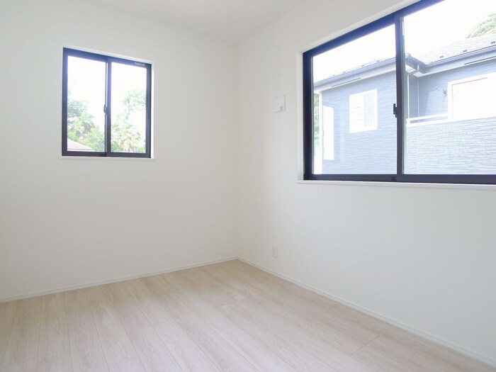 物件内観写真16　(居室)
