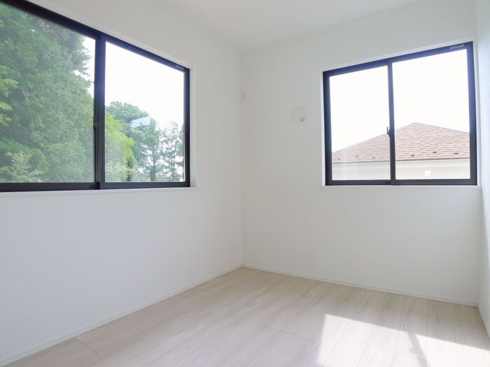 物件内観写真18　(居室)