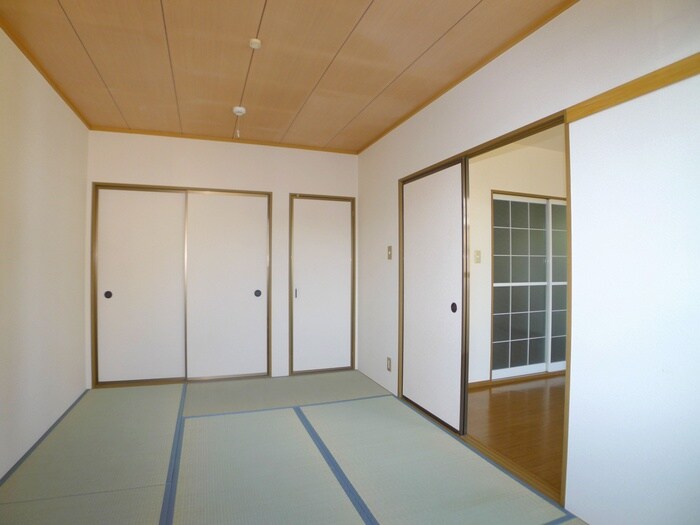 物件内観写真14　(居室)