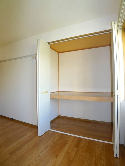 物件内観写真17　(収納)