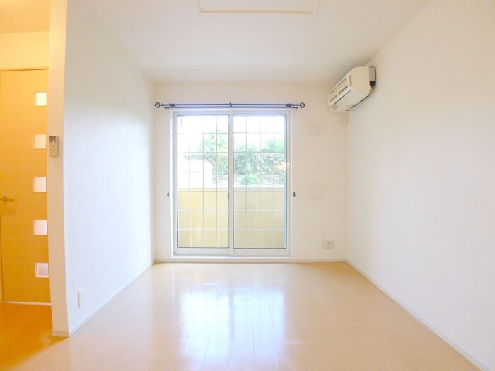 物件内観写真8　(ベランダ・バルコニー)