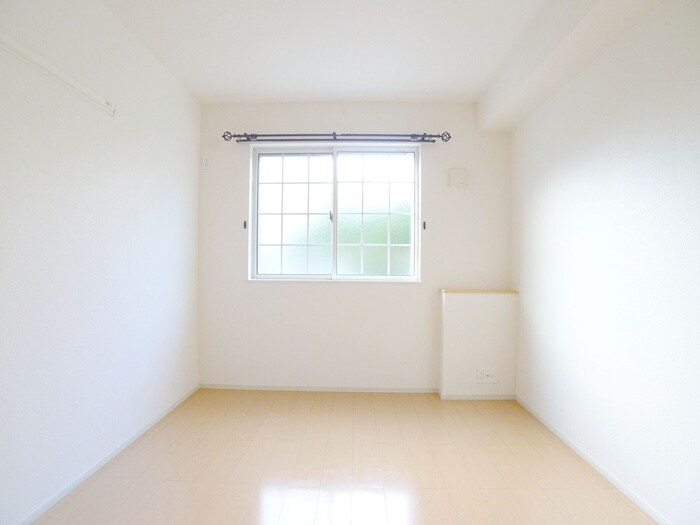 物件内観写真9　(室内からの展望)