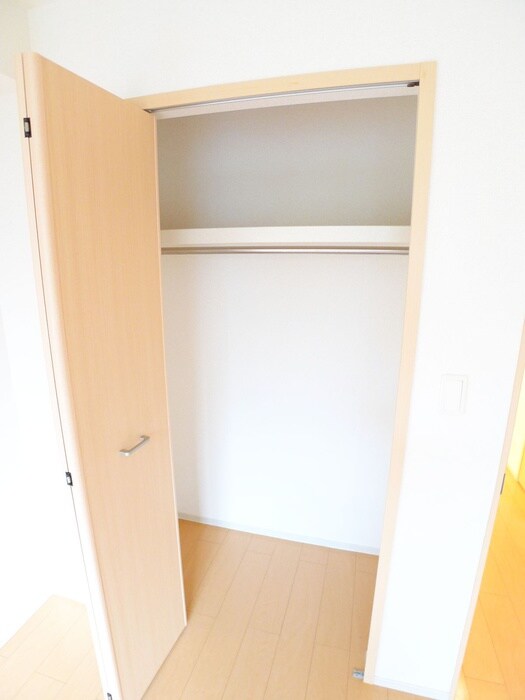 物件内観写真15　(収納)