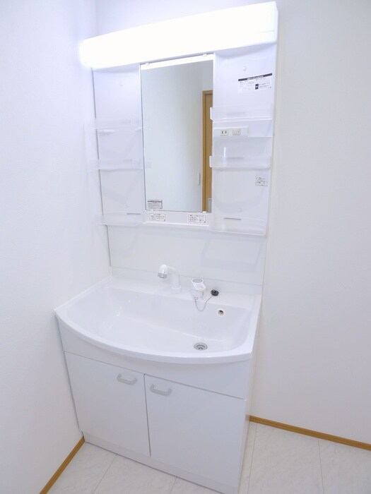 物件内観写真11　(洗面)