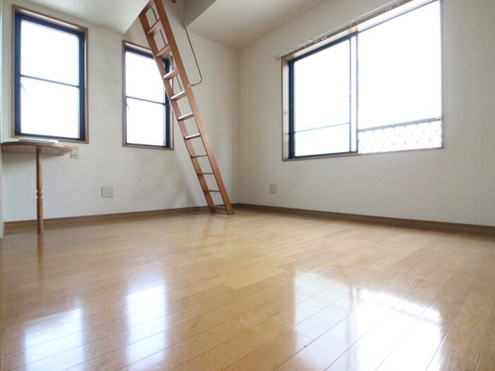 物件内観写真10　(居室)