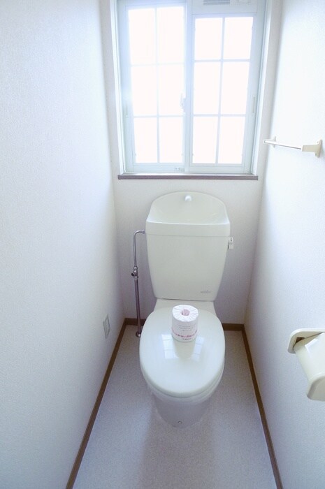 物件内観写真13　(トイレ)