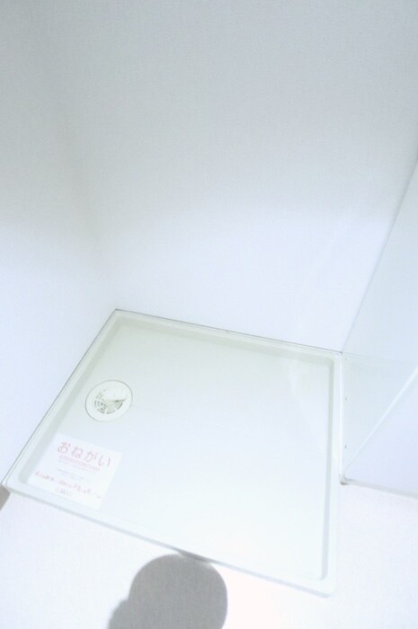 物件内観写真19　(洗濯機置場)