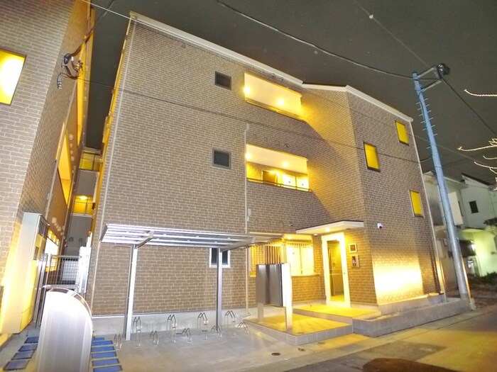 物件外観写真1　(外観写真)