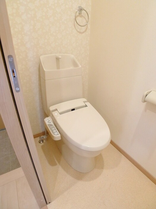 物件内観写真12　(トイレ)