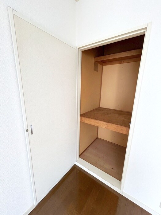 物件内観写真11　(収納)