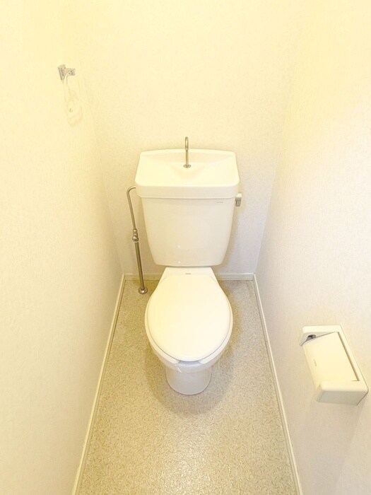 物件内観写真14　(トイレ)