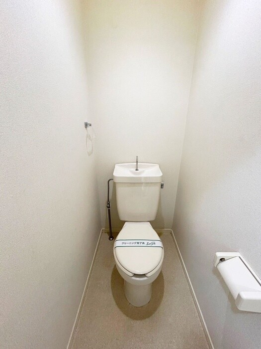 物件内観写真14　(トイレ)