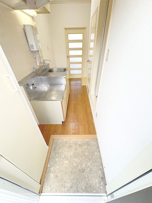 物件内観写真20　(玄関)