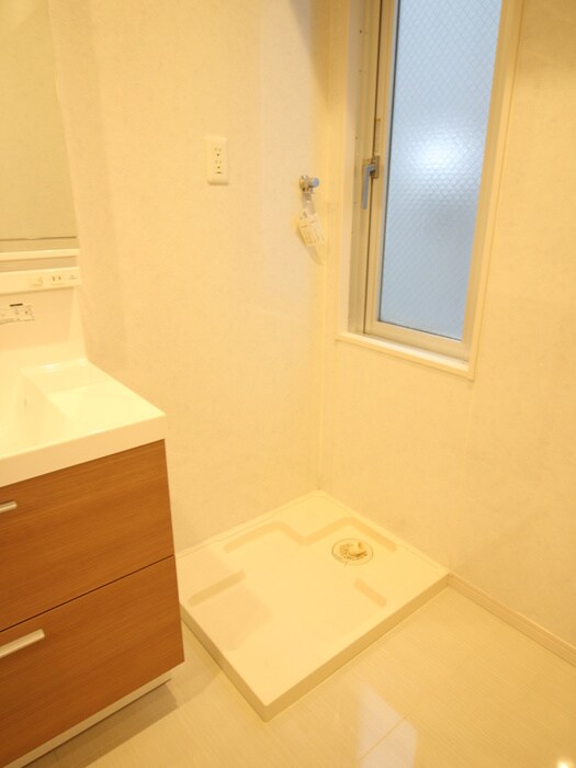 物件内観写真22　(洗濯機置場)