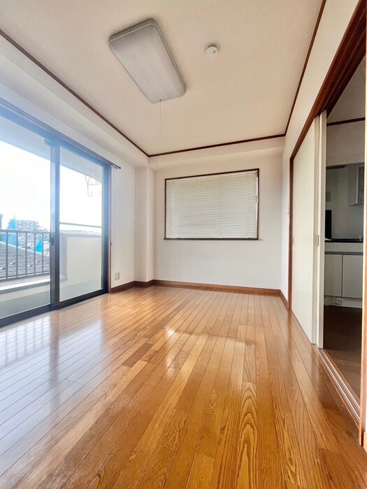 物件内観写真7　(居室)