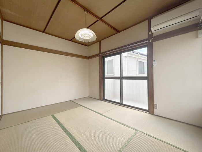 物件内観写真6　(居室)