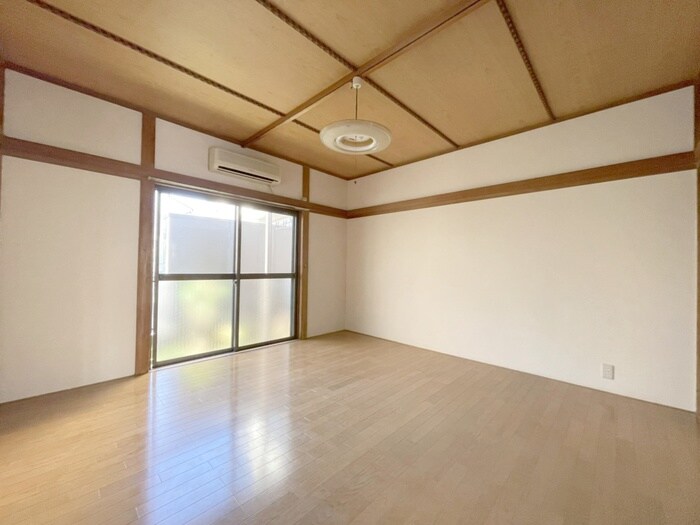 物件内観写真9　(居室)