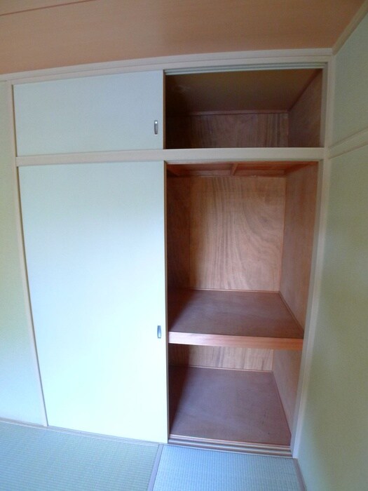 物件内観写真10　(収納)