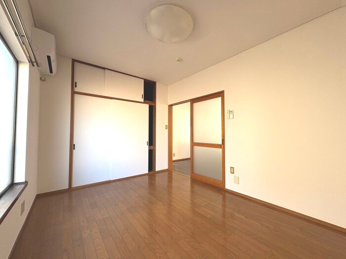 物件内観写真7　(居室)