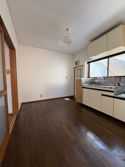 物件内観写真19　(廊下)