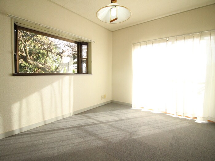 物件内観写真11　(居室)