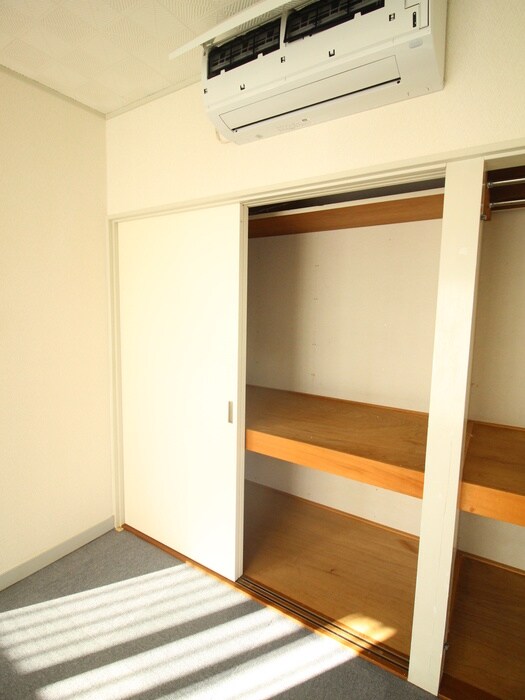 物件内観写真15　(収納)