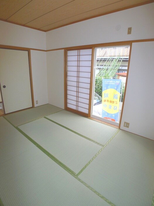 物件内観写真10　(居室)