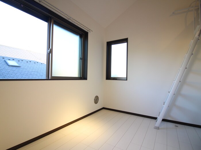 物件内観写真7　(居室)