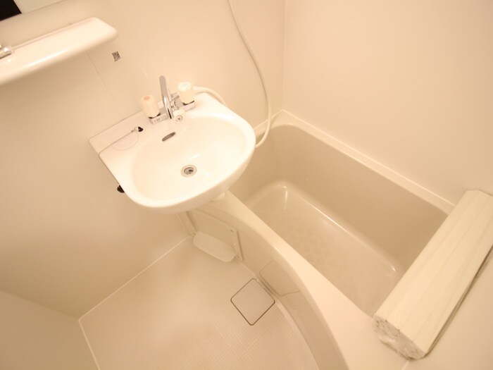 物件内観写真12　(バス／シャワールーム等)